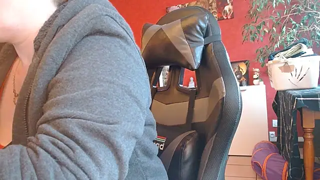 cruellaculdenfer67 online show from 8, 1, 2026