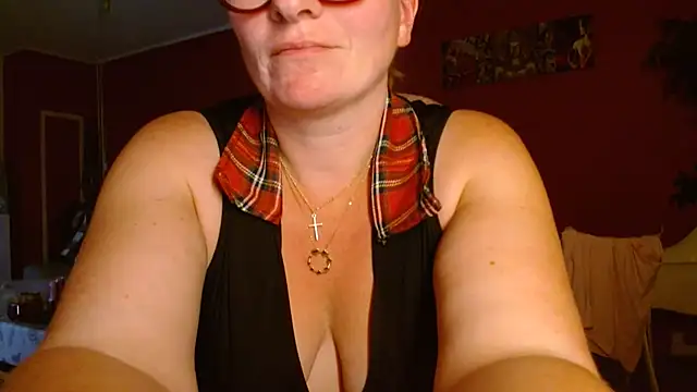 Snapshot of cruellaculdenfer67 chatting on 7, 7, 2026 cruellaculdenfer67 online show from 7, 7, 2026