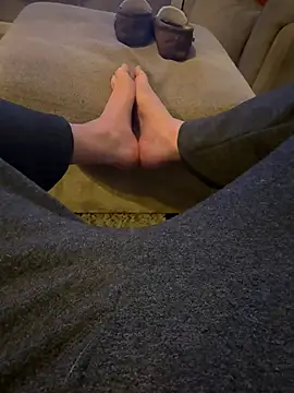Feettlover69 online show from 4, 3, 2026