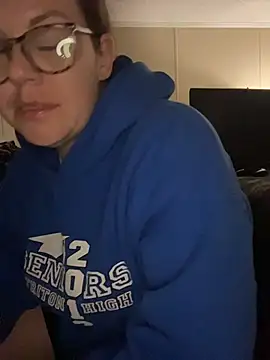 velvetta  online show from 17, 11, 2025