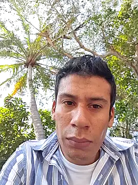 Snapshot of josehot151515 chatting on 8, 10, 2025 josehot151515 online show from 8, 10, 2025