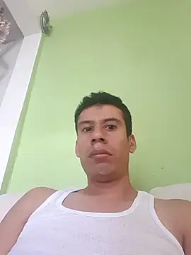 Snapshot of josehot151515 chatting on 2, 12, 2025 josehot151515 online show from 2, 12, 2025