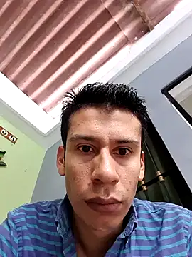 Snapshot of josehot151515 chatting on 25, 1, 2025 josehot151515 online show from 25, 1, 2025