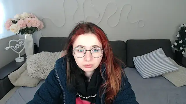 Mini Diva online show from 11, 1, 2026