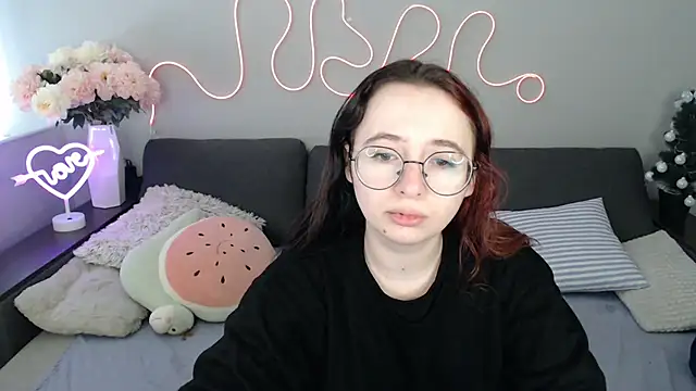 Mini Diva online show from 19, 1, 2026