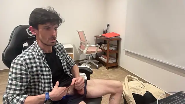 nicolaaaaas online show from 8, 10, 2025