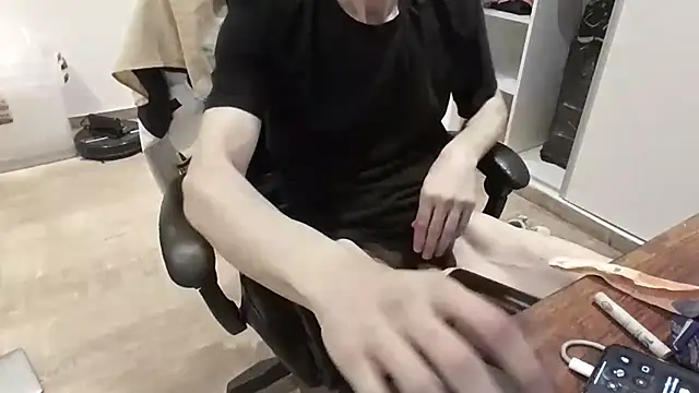 nicolaaaaas online show from 17, 11, 2025