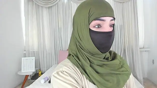 Uzra hayed online show from 16, 3, 2026