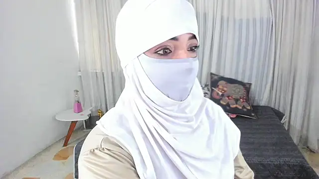 Uzra hayed online show from 14, 5, 2026