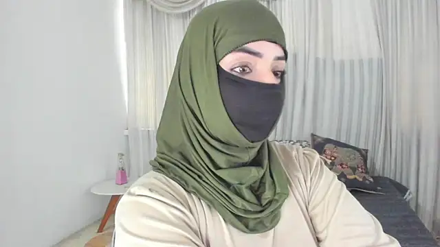 Uzra hayed online show from 11, 5, 2026