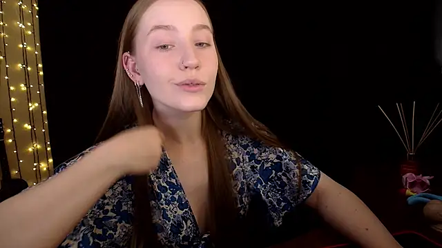 Snapshot of SindiWatsoon chatting on 9, 6, 2026 SindiWatsoon online show from 9, 6, 2026