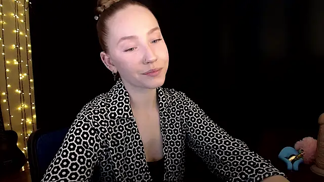 SindiWatsoon online show from 10, 2, 2026