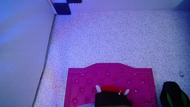 luly pink online show from 16, 10, 2025