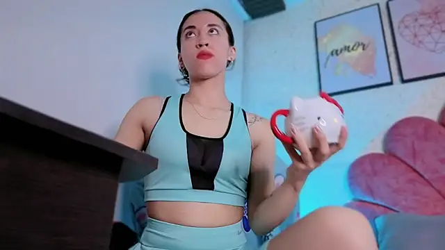 luly pink online show from 17, 6, 2026