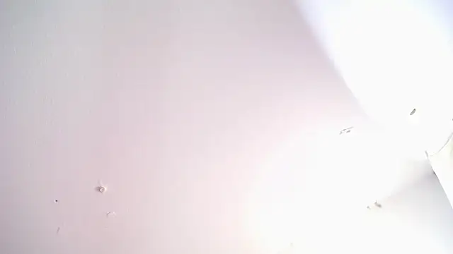 luly pink online show from 8, 11, 2025