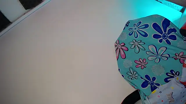 Snapshot of luly_pink chatting on 14, 5, 2026 luly pink online show from 14, 5, 2026