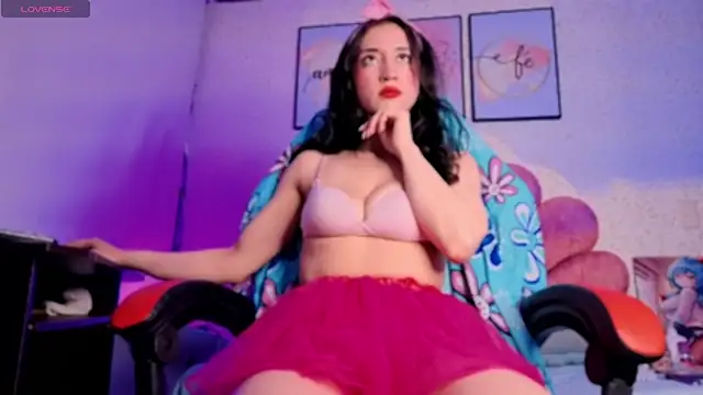 Snapshot of luly_pink chatting on 9, 6, 2026 luly pink online show from 9, 6, 2026