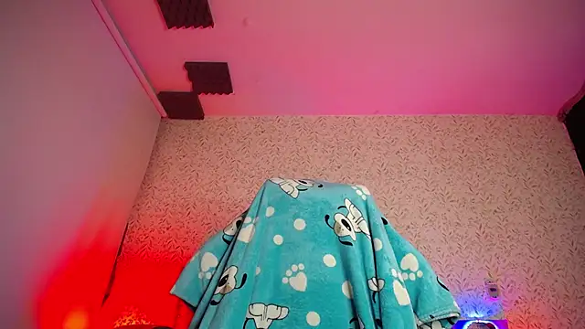 Snapshot of luly_pink chatting on 5, 5, 2026 luly pink online show from 5, 5, 2026