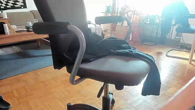 Snapshot of soulfuck92 chatting on 8, 3, 2026 soulfuck92 online show from 8, 3, 2026