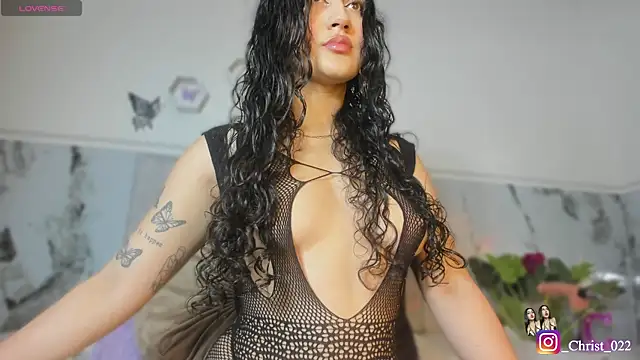 christal cutee online show from 14, 4, 2026