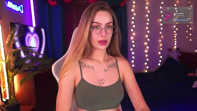 Kamila icee online show from 9, 11, 2025