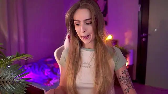 Kamila icee online show from 15, 2, 2026