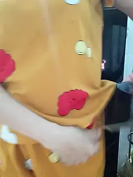 Ngocnhi2k online show from 26, 12, 2024