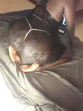 Snapshot of judysexy2 chatting on 4, 2, 2025 judysexy2 online show from 4, 2, 2025