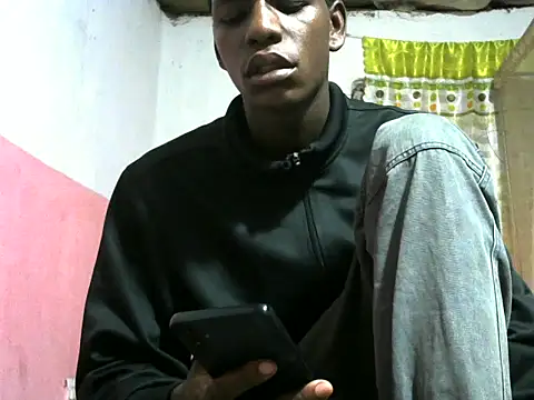 Bigras0011 online show from 14, 11, 2025