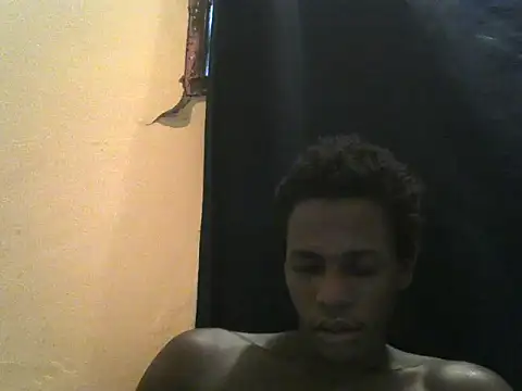 Snapshot of Bigras0011 chatting on 1, 6, 2026 Bigras0011 online show from 1, 6, 2026