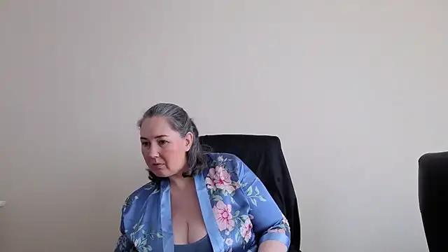 MilfGina online show from 24, 3, 2026