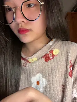 Krixxi22 online show from 7, 3, 2026