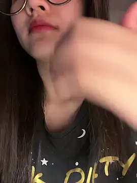 Krixxi22 online show from 1, 12, 2025