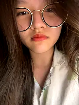 Krixxi22 online show from 12, 10, 2025