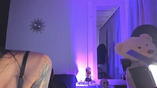 Snapshot of sam_carsonx chatting on 11, 11, 2025 sam carsonx online show from 11, 11, 2025