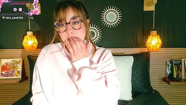 AnnaVictoria   online show from 8, 4, 2026