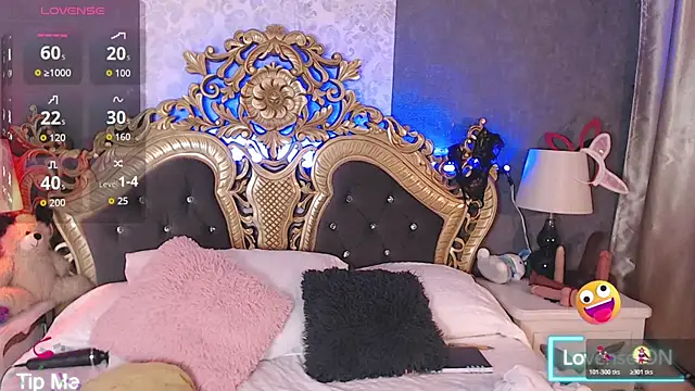 Snapshot of Giselle_Noah chatting on 11, 11, 2025 Giselle Noah online show from 11, 11, 2025