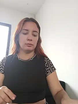 Snapshot of Giselle_Noah chatting on 4, 10, 2025 Giselle Noah online show from 4, 10, 2025