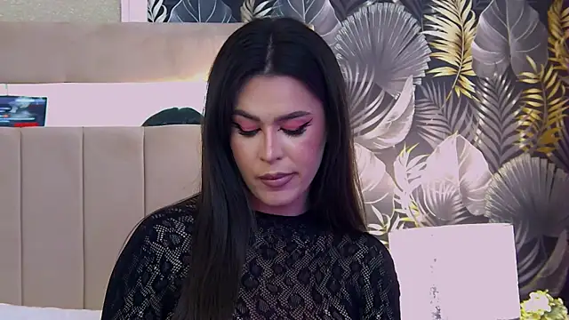 Snapshot of reyabaines chatting on 13, 3, 2025 reyabaines online show from 13, 3, 2025