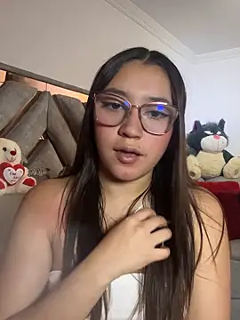 Snapshot of karla_cute01 chatting on 12, 6, 2026 karla cute01 online show from 12, 6, 2026