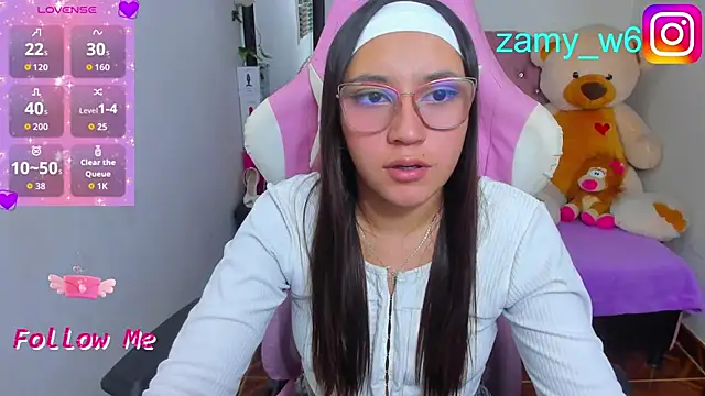 Snapshot of karla_cute01 chatting on 12, 6, 2026 karla cute01 online show from 12, 6, 2026