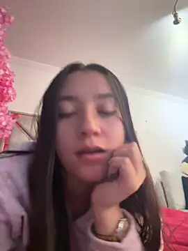 Snapshot of karla_cute01 chatting on 1, 7, 2026 karla cute01 online show from 1, 7, 2026