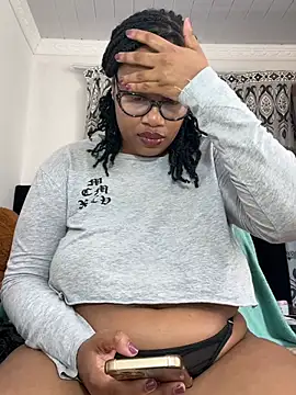 MimiCurves online show from 29, 6, 2026