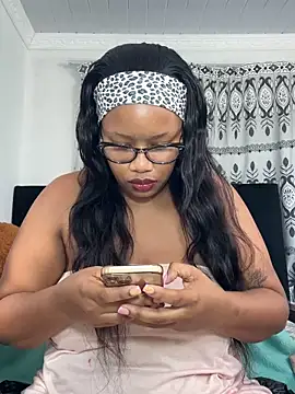 MimiCurves online show from 10, 6, 2026
