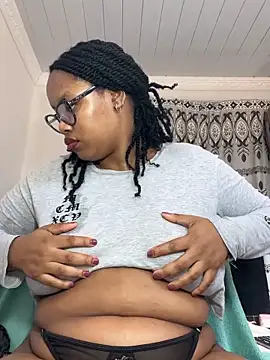 MimiCurves online show from 30, 6, 2026