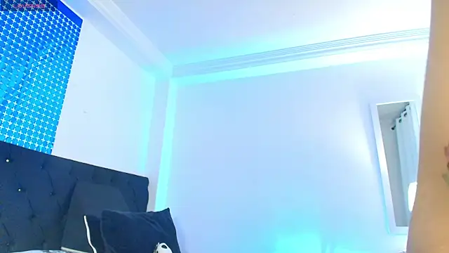 Snapshot of MeganLorensx chatting on 27, 11, 2025 MeganLorensx online show from 27, 11, 2025