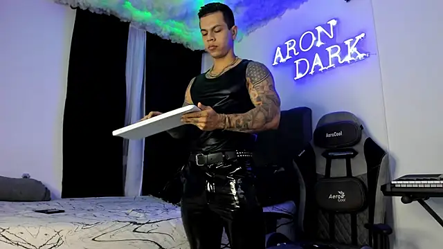 Aron Dark online show from 11, 2, 2025