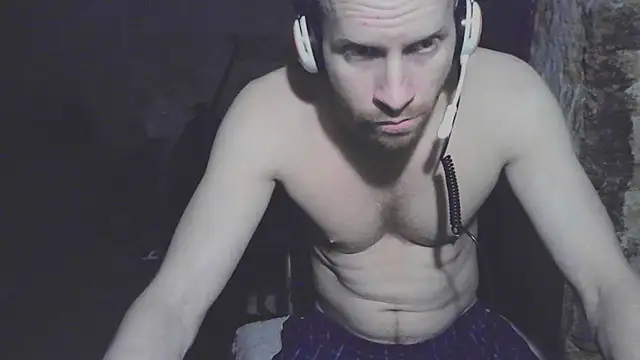 GoodSeksLove online show from 9, 3, 2025