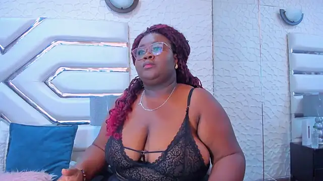 BritannyJhonsons online show from 6, 10, 2025