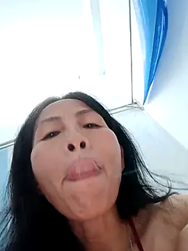 Snapshot of Hana_67 chatting on 8, 11, 2025 Hana 67 online show from 8, 11, 2025